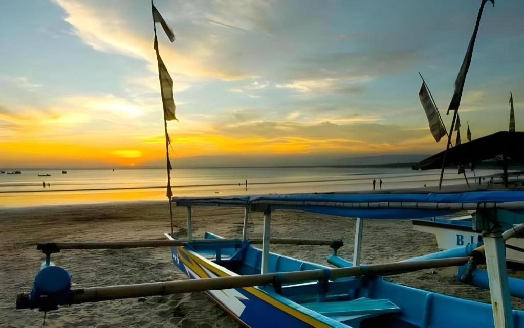 Nyiur Indah Beach Hotel Pangandaran Exteriör bild