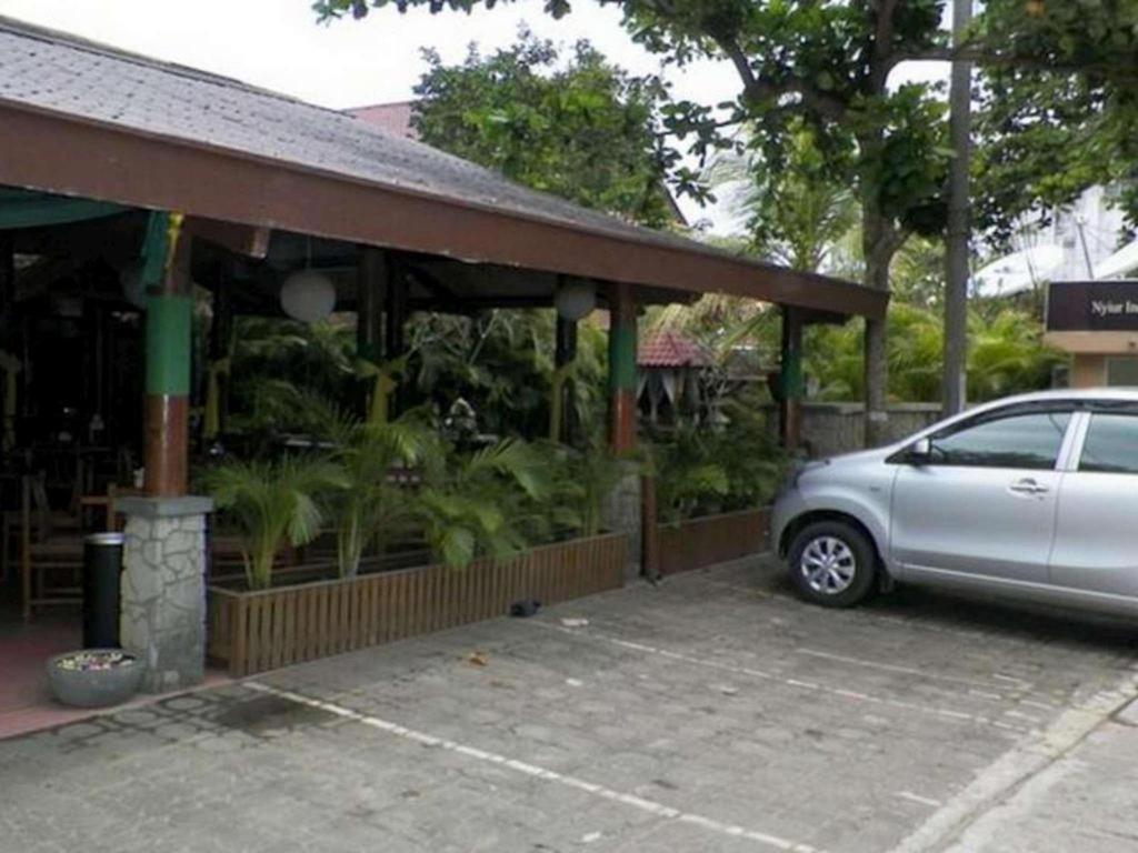 Nyiur Indah Beach Hotel Pangandaran Exteriör bild